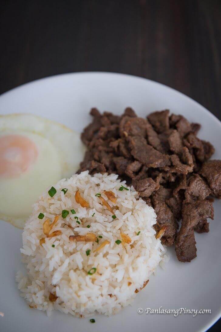 牛肉餐配米饭和鸡蛋gydF4y2Ba